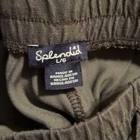 New Women’s Splendid Camouflage Joggers - Picture 3 of 3